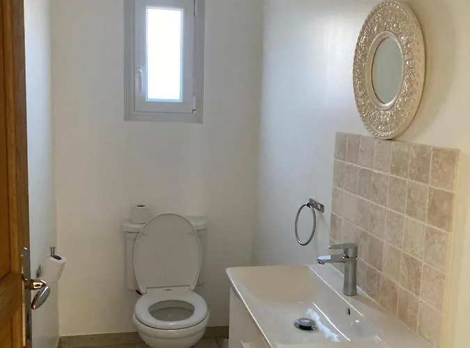 Locations Ile De Re * Sainte-Marie-de-Ré